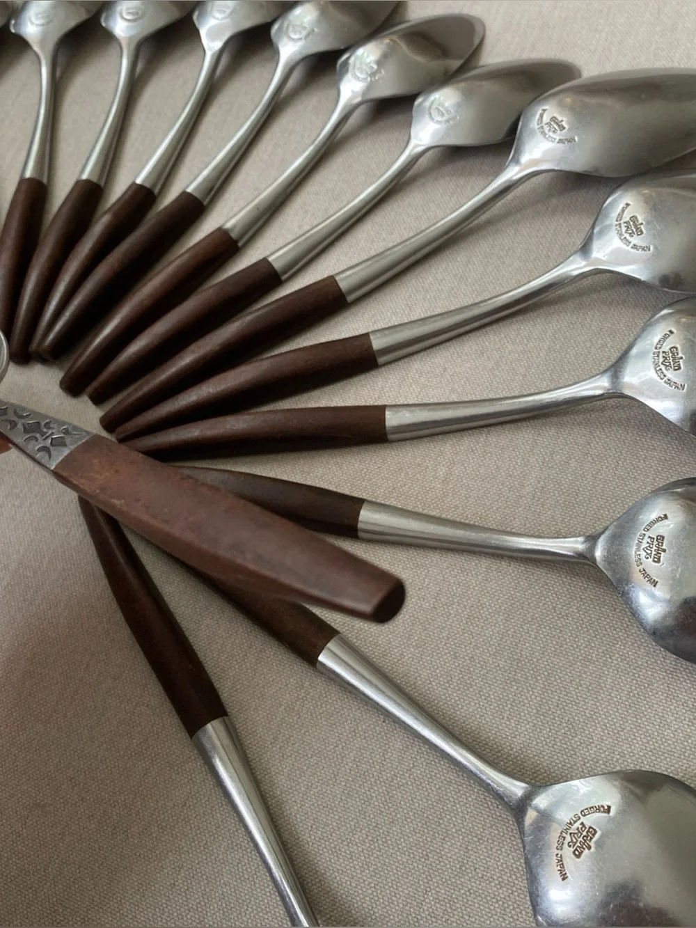 VTG MCM Grand Prix Dior Muffin Flatware 19 Pc Lot Stainless Japan Faux Wood